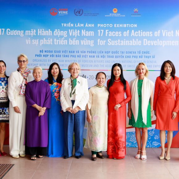 Khai mạc triển lãm ảnh 17 gương mặt hành động Việt Nam vì sự phát triển bền vững